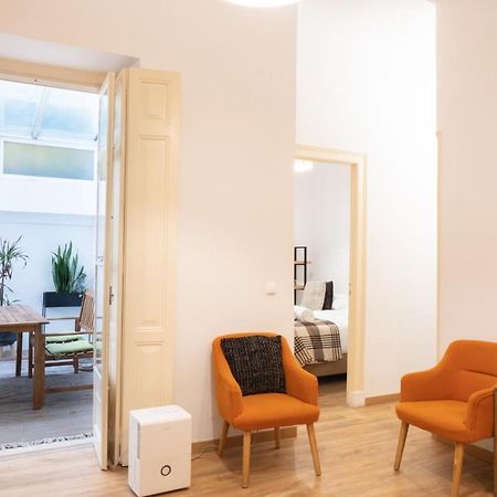 Central Apartment With Terrace By Lovelystay Lisboa Екстериор снимка